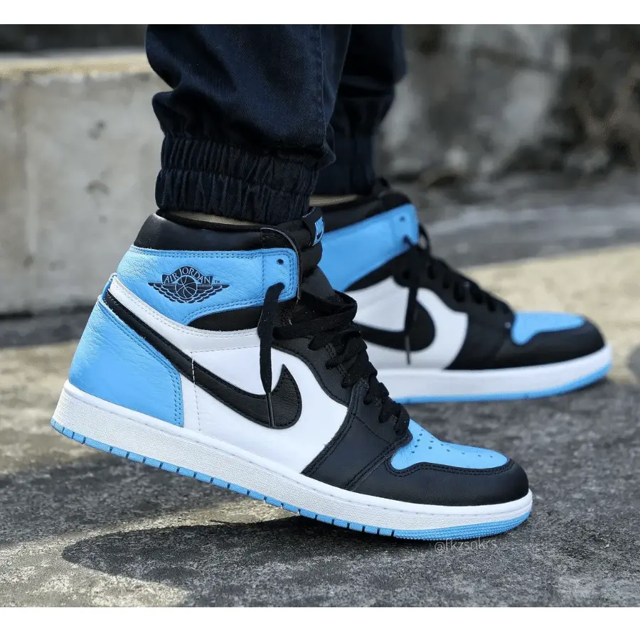 Giày Nike Jordan 1 Retro High OG UNC Toe DZ5485-400 - Ảnh 3