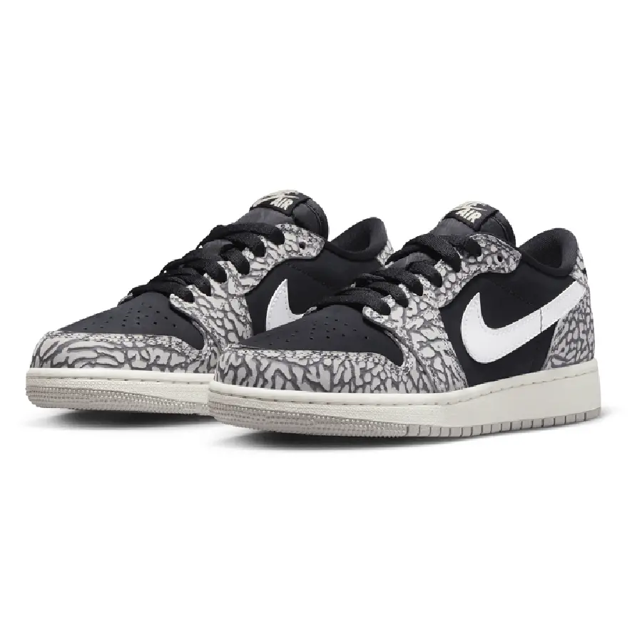 Alternative view of Giày Nike Jordan 1 Retro Low OG 'Black Cement' CZ0858-001