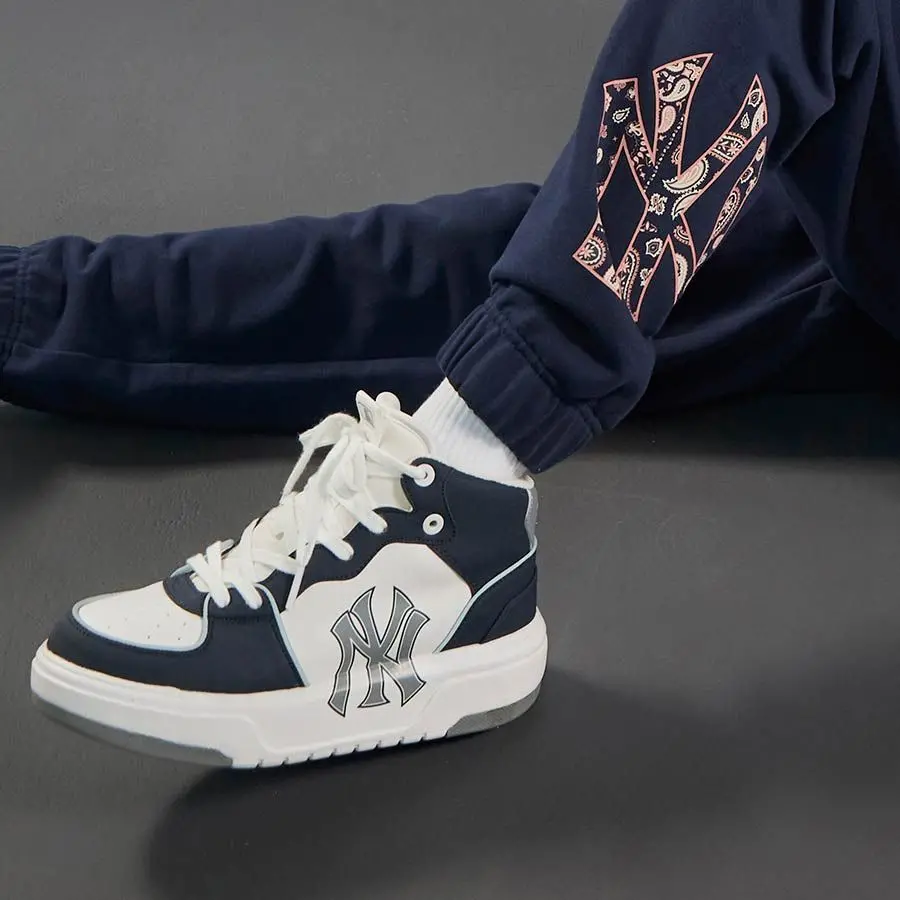 Giày MLB Chunky Liner High New York Yankees 'Navy' 3ASXCB12N-50NYD - Ảnh 4