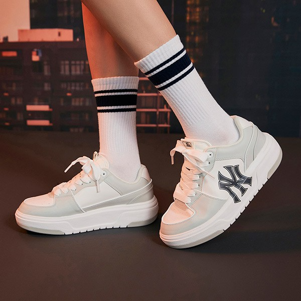 Giày MLB Chunky Liner New York Yankees 'Grey' 3ASXCA12N-50GRL - Ảnh 2