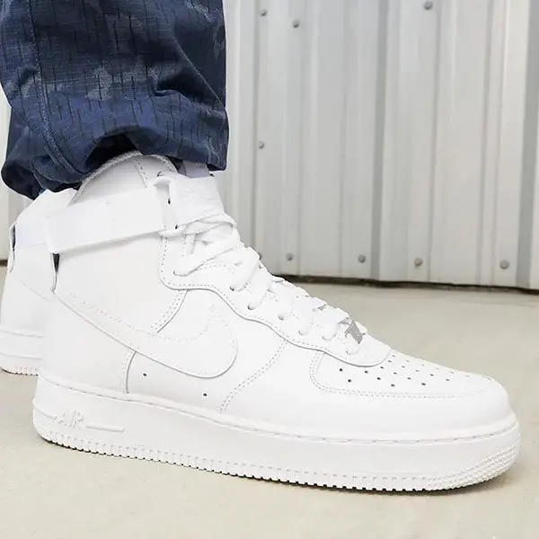 Alternative view of Giày Nike Air Force 1 High ’07 ‘Triple White’ CW2290-111