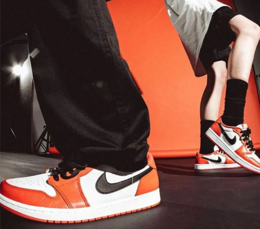 Giày Nike Wmns Air Jordan 1 Low OG 'Starfish' CZ0775-801 - Ảnh 4
