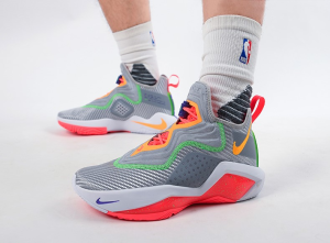 Alternative view of Giày Nike LeBron Soldier 14 EP 'Hare' CK6047-001