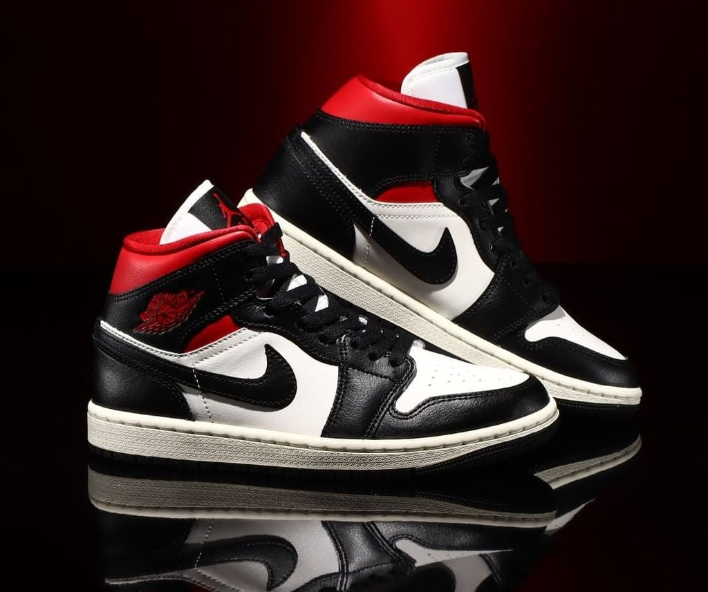 Giày Nike Air Jordan 1 Mid 'Black Sail Gym Red' BQ6472-061 - Ảnh 7