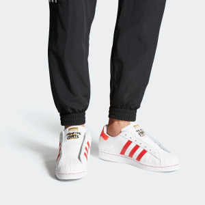 Alternative view of Giày Adidas Superstar Laceless White Red FV2803