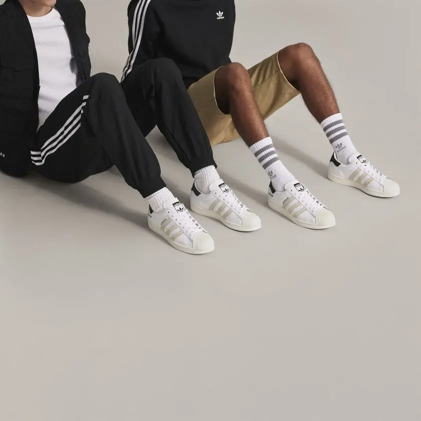 Alternative view of Giày Adidas Superstar 'Size Tag Cloud White' FV2808