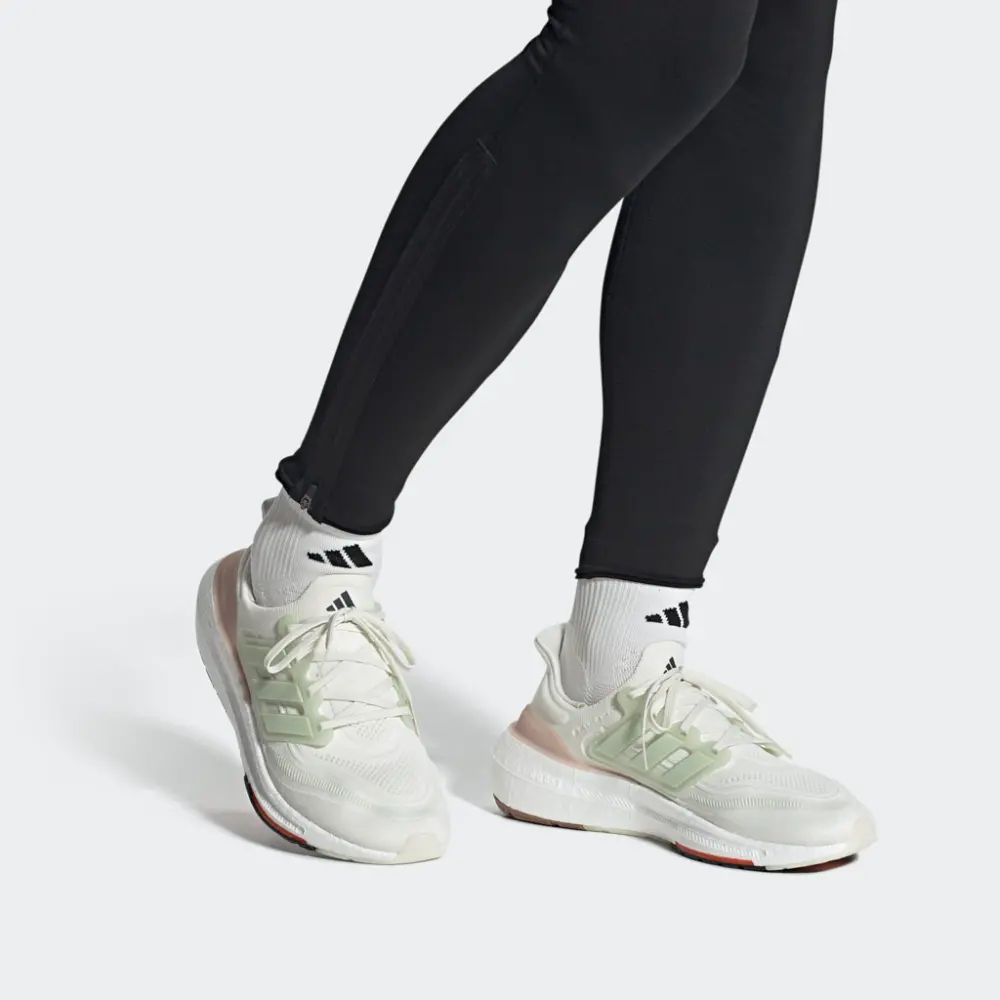 Alternative view of Giày Adidas UltraBoost Light 'Core Black' HQ6338