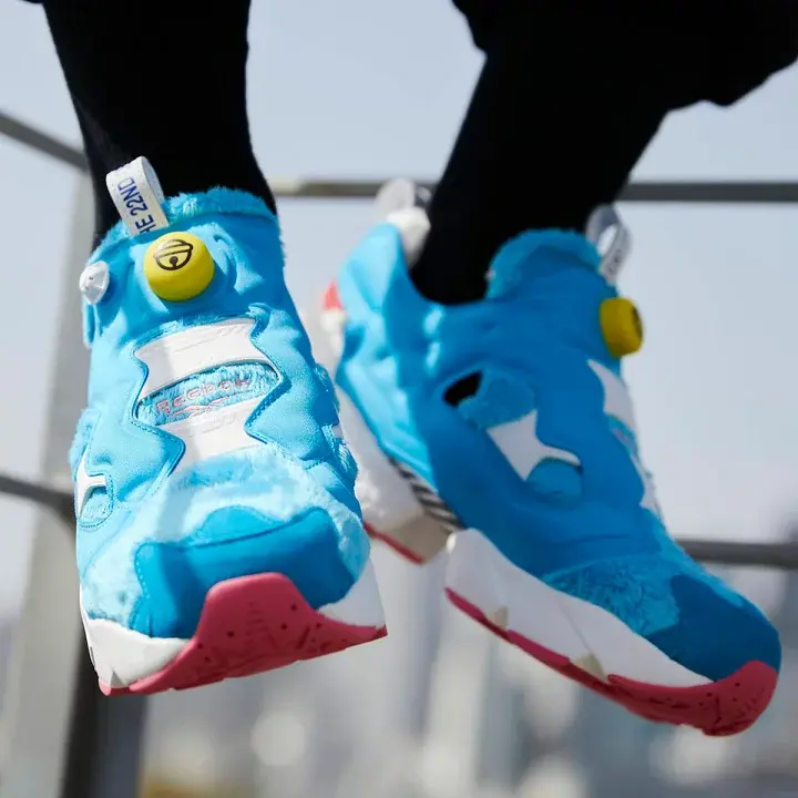 Giày Reebok x Doraemon Instapump Fury 'Furry Blue' GV7288 - Ảnh 4