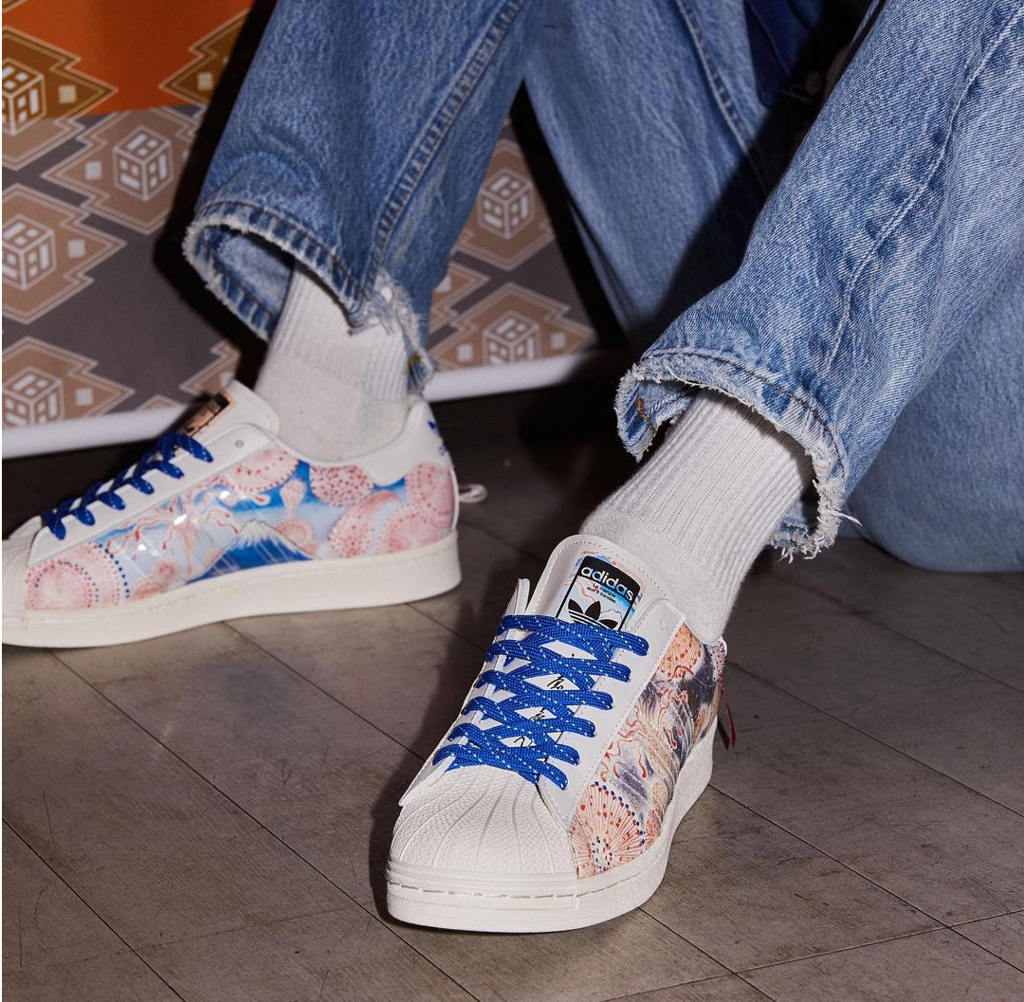 Giày Adidas Atmos x Three Tides Tattoo x Superstar 'Mt. Fuji' GX7791 - Ảnh 4