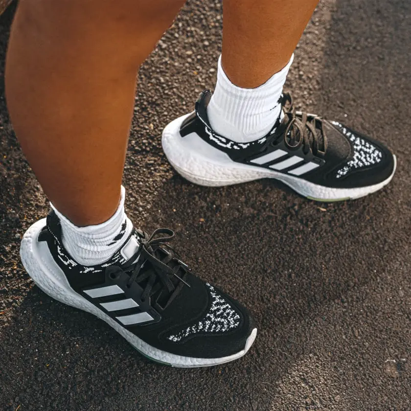 Giày Adidas UltraBoost 22 'Black White Almost Lime' GX8019 - Ảnh 3