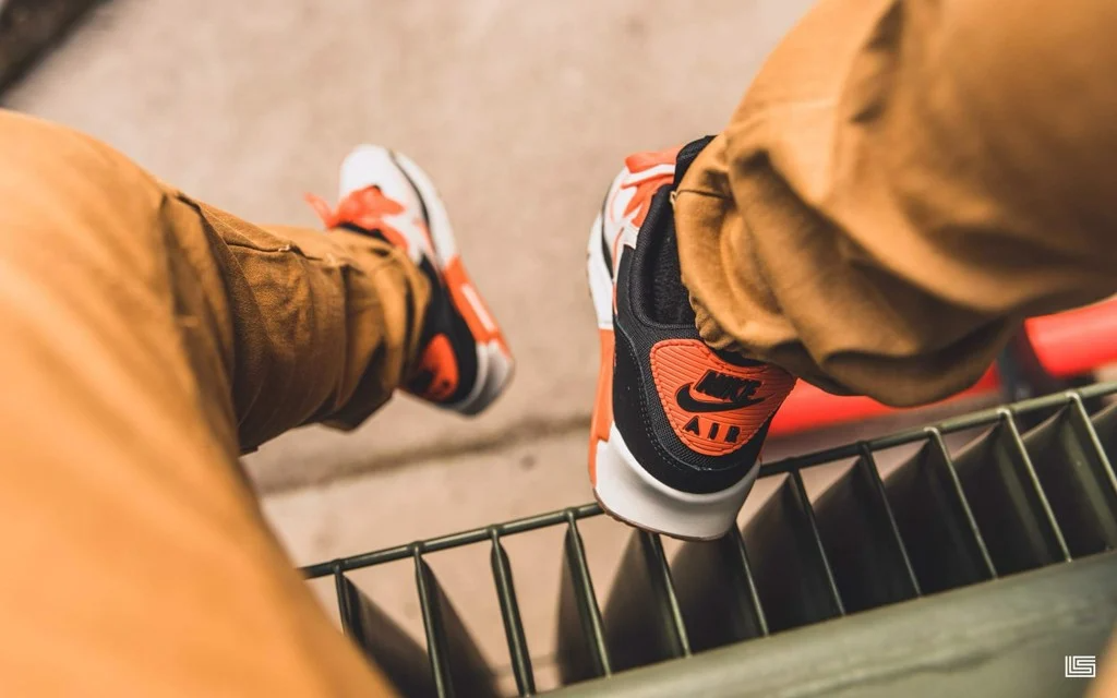 Giày Nike Air Max 90 'Home & Away Safety Orange' CJ0611-100 - Ảnh 5