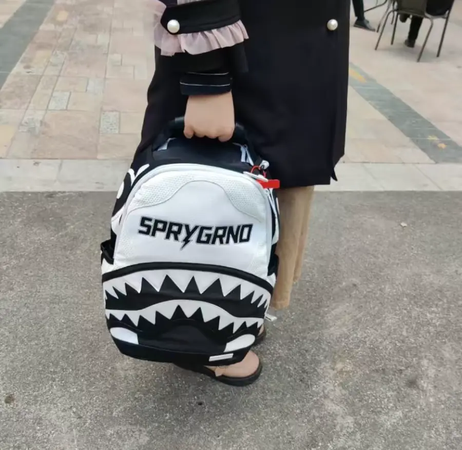 Alternative view of Balo Sprayground DLX Shark Black White W0735730