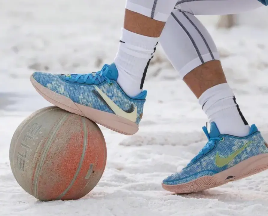 Giày Nike LeBron XX ASW EP 'Blue Lightning Coconut Milk' DV1192-400 - Ảnh 6