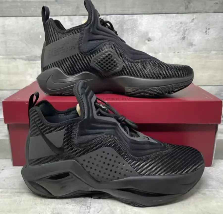 Alternative view of Giày Nike LeBron Soldier 14 'Black' CK6024-003