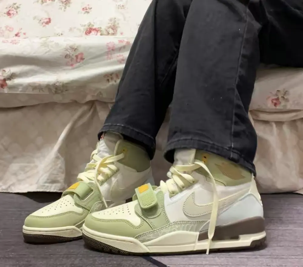 Giày Nike Air Jordan Legacy 312 'Year of the Rabbit' FD9907-111 - Ảnh 3