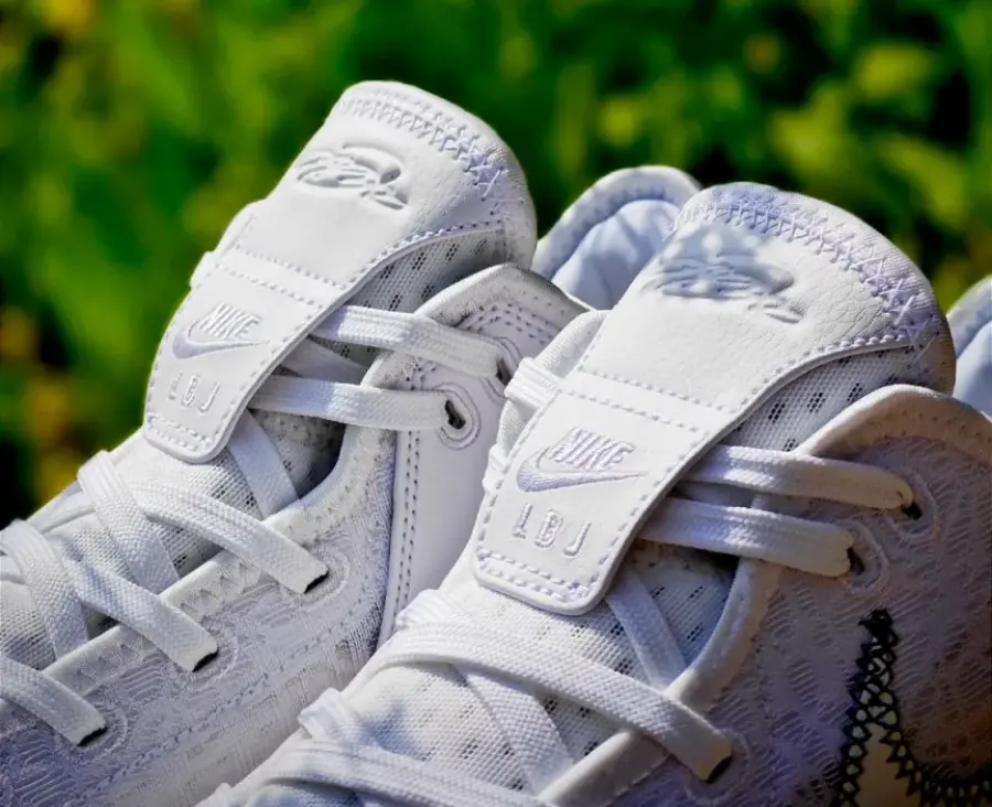 Giày Nike Zoom LeBron NXXT Gen 'White' DR8784-101 - Ảnh 3