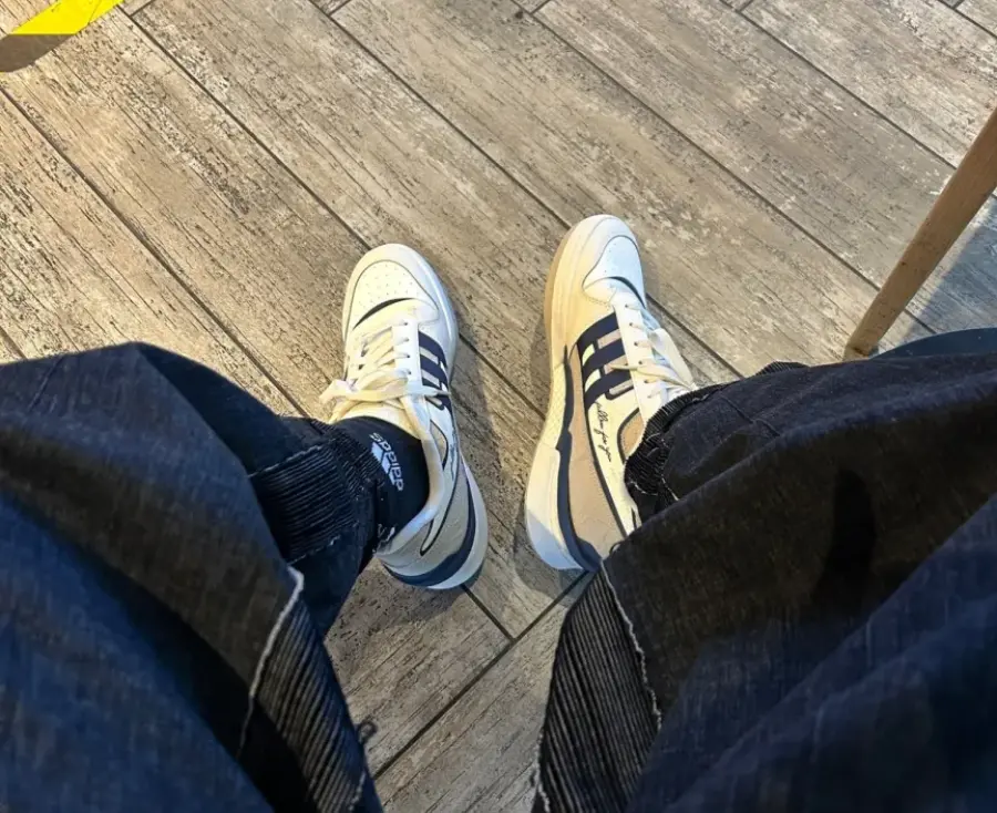 Alternative view of Giày Adidas Forum Exhibit Low 2.0 ‘Kream’ ID1849