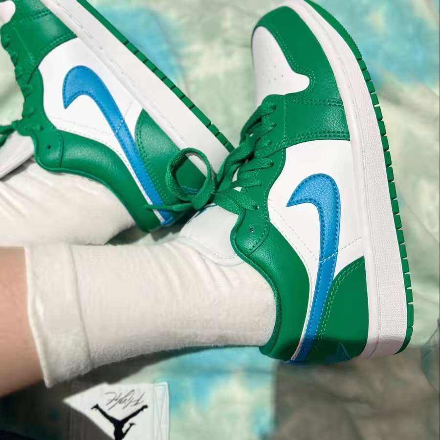 Giày Nike Air Jordan 1 Low 'Lucky Green' DC0774-304 - Ảnh 10