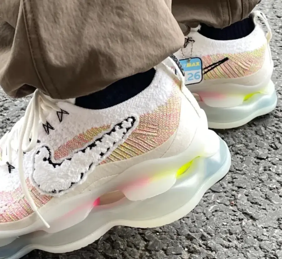 Giày Nike Air Max Scorpion 'Air Max Day' FJ6032-910 - Ảnh 3