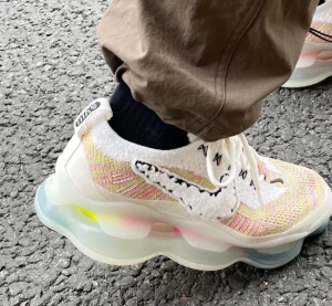 Alternative view of Giày Nike Air Max Scorpion 'Air Max Day' FJ6032-910