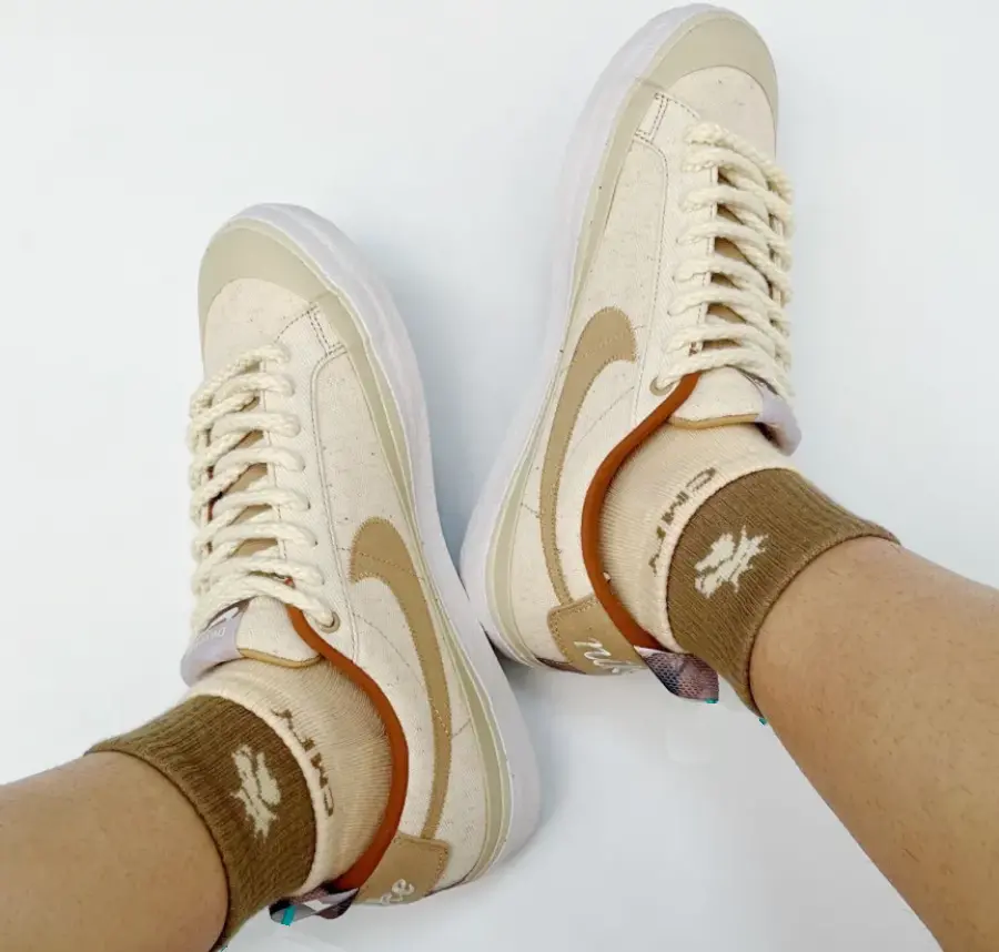 Alternative view of Giày Nike Doyenne Skateboards x Blazer Low SB 'Harmony Of Opposite' DZ3406-100