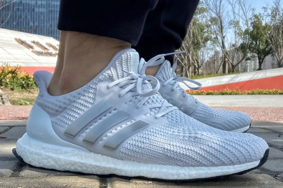 Giày Adidas Ultra Boost 4.0 DNA 'White Silver Metallic' FY9317 - Ảnh 3