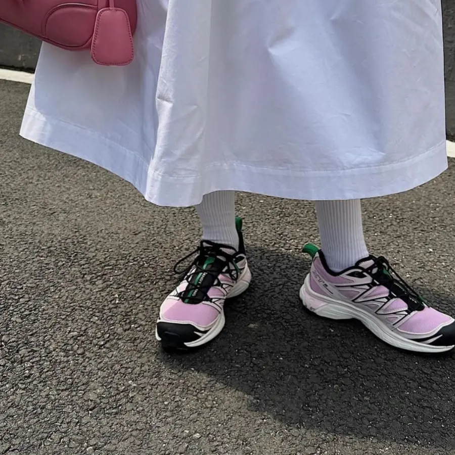 Giày Salomon XT-6 Expanse x Sandy Liang 'Cradle Pink' L47242200 - Ảnh 4