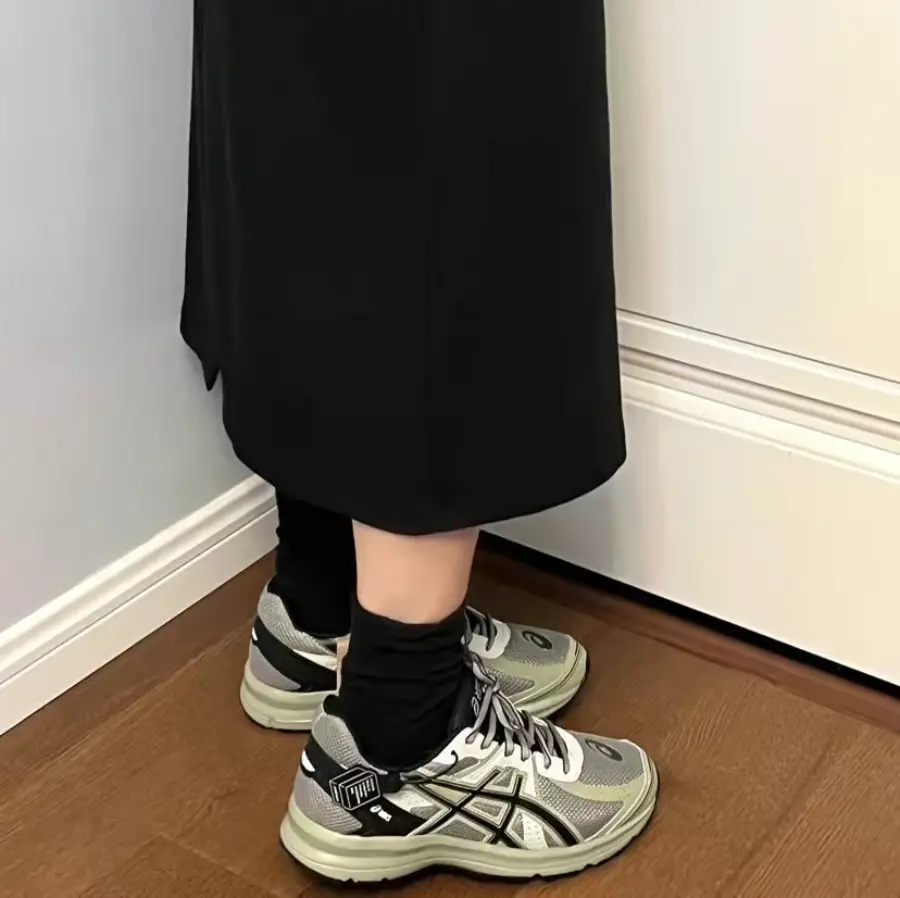 Giày Asics Jog 100S 2E Wide 'Sheet Rock Black' 1201A715-020 - Ảnh 4
