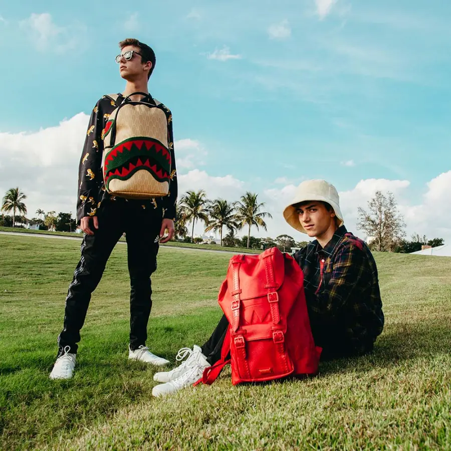 Alternative view of Balo Sprayground Trend Shark 'Red' W0645716