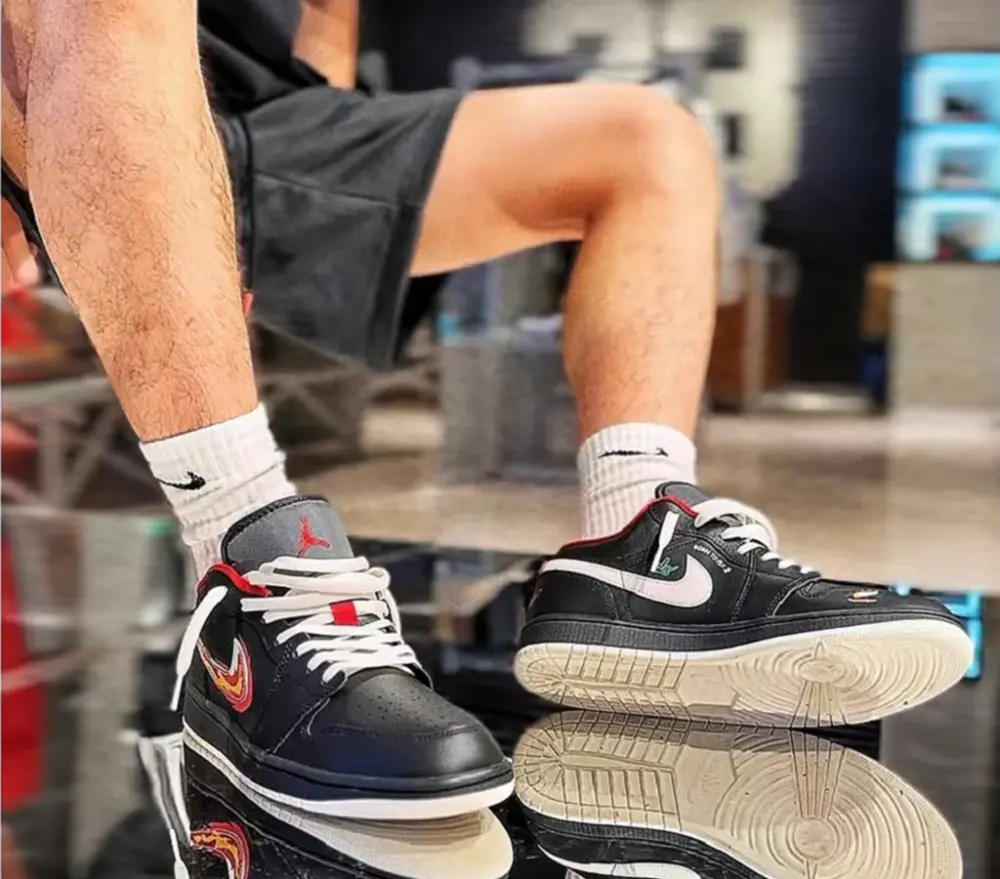 Giày Nike Air Jordan 1 Low SE 'Just Skate Black' FJ7073-010 - Ảnh 4