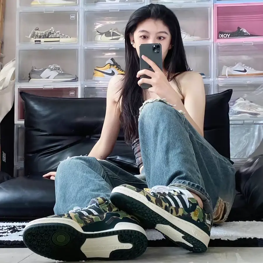 Alternative view of Giày Adidas Forum Low 84 x BAPE '30th Anniversary Green' ID4771