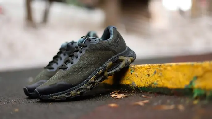 Alternative view of Giày Under Armour HOVR Infinite 3 'Green Camo' 3024001-301