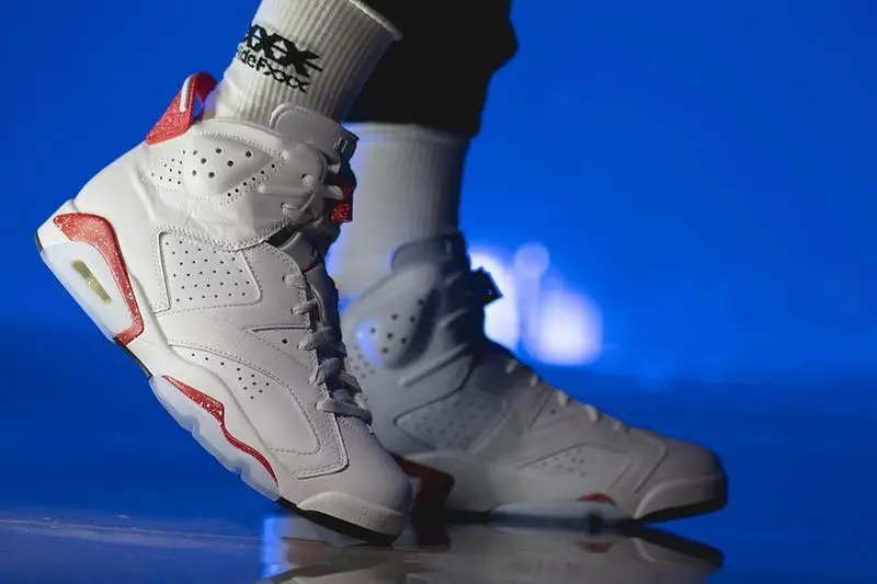 Giày Nike Air Jordan 6 Retro 'Red Oreo' CT8529-162 - Ảnh 3