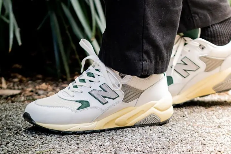 Giày New Balance 580 'White Nightwatch Green' MT580RCA - Ảnh 3
