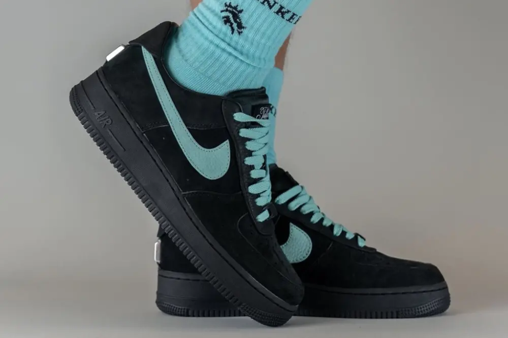 Alternative view of Giày Nike Air Force 1 Low SP 'Tiffany And Co' DZ1382-001