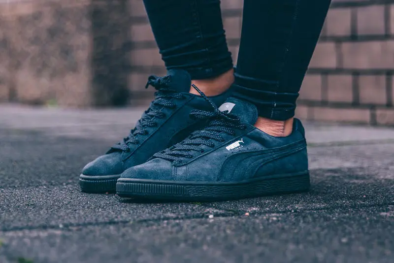 Alternative view of Giày Puma Suede x BMW 'Black' 306201-01