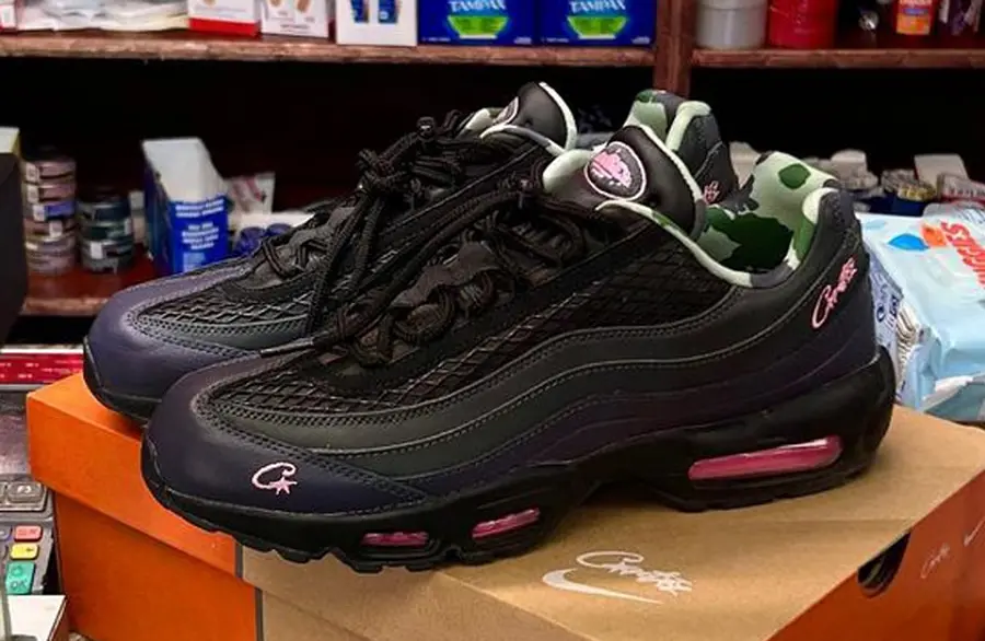 Alternative view of Giày Nike Air Max 95 SP x Corteiz 'Pink Beam' FB2709-001