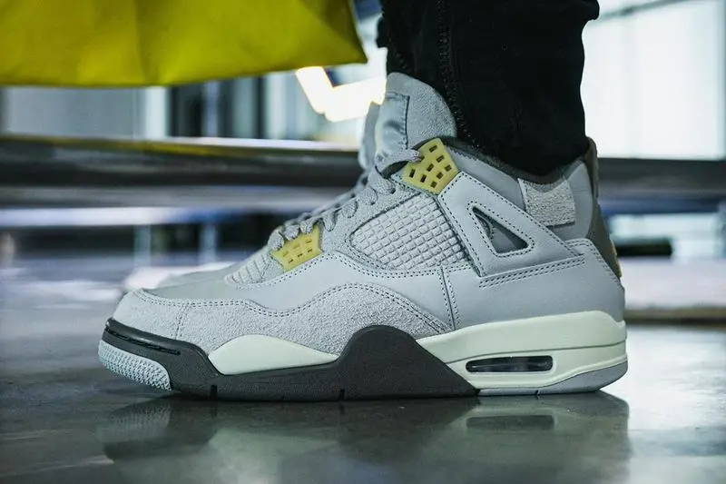 Alternative view of Giày Nike Air Jordan 4 Retro SE 'Craft' DV3742-021