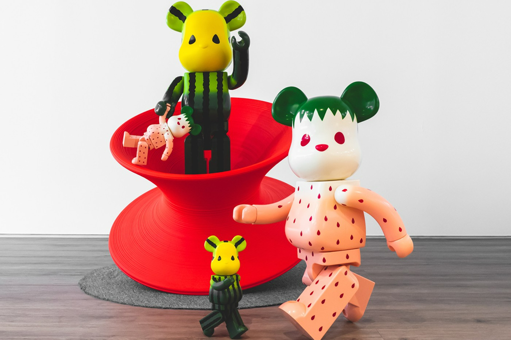 Mô Hình Bearbrick x Clot Summer Fruits Snow Strawberry - Ảnh 4