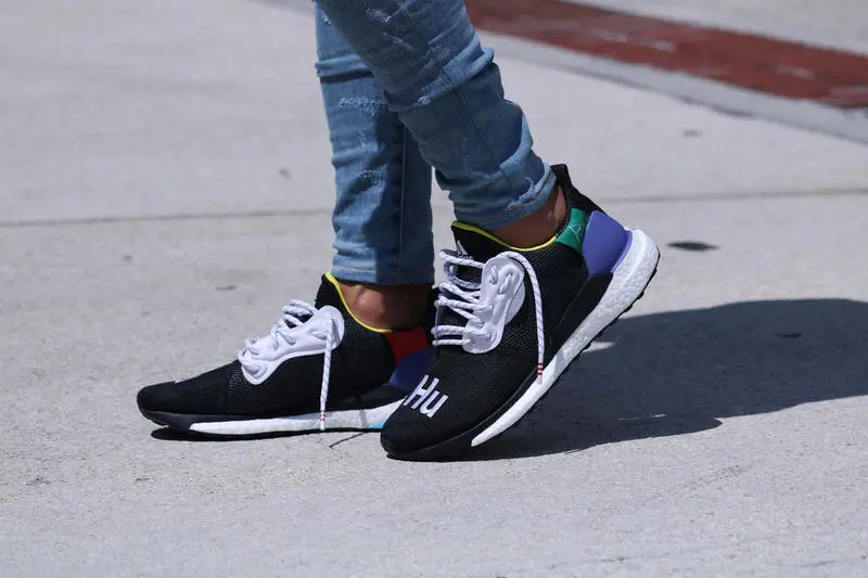 Giày Adidas Pharrell Williams Solar HU Glide 'Black' BB8041 - Ảnh 3