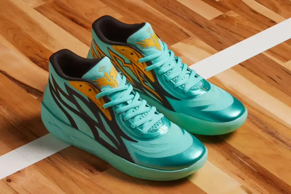 Alternative view of Giày Puma Mb.02 X Honeycomb Basketball 'Blue' 37759001
