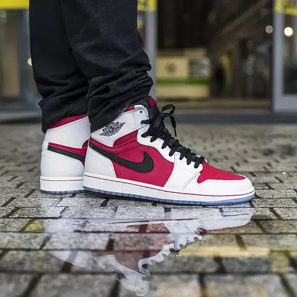 Alternative view of Giày Nike Air Jordan 1 Retro 'Carmine' 555088-123
