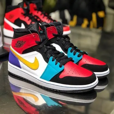 Alternative view of Giày Nike Air Jordan 1 Mid Bred Multi-Color 554724-125