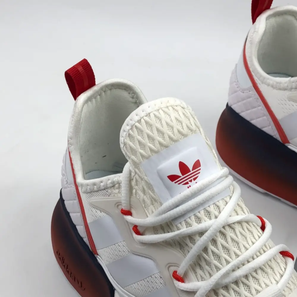 Alternative view of Giày Adidas ZX 2K Boost 'Gradient Fade Sole - Cloud White' FZ4640