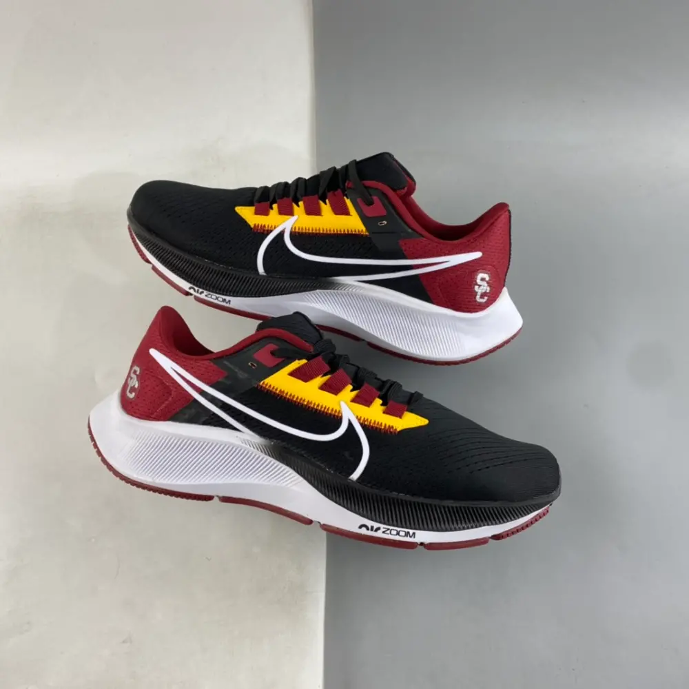 Alternative view of Giày Nike Air Zoom Pegasus 38 'Usc' DJ0861-001