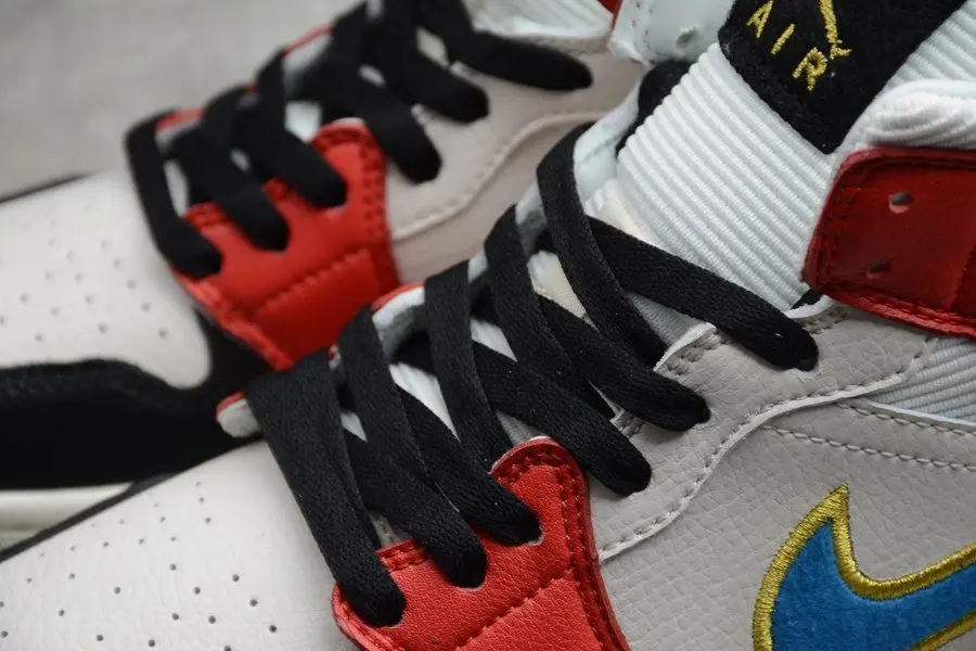 Alternative view of Giày Nike Air Jordan 1 Mid 'Let(Her)Man' DC1426-100