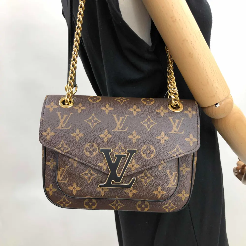 Túi Louis Vuitton Passy Monogram Canvas Brown Handbag M45592 - Ảnh 4