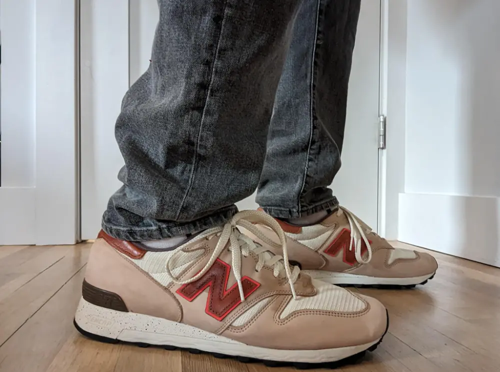 Giày New Balance 1300 'White Sand Red' M1300GB - Ảnh 3