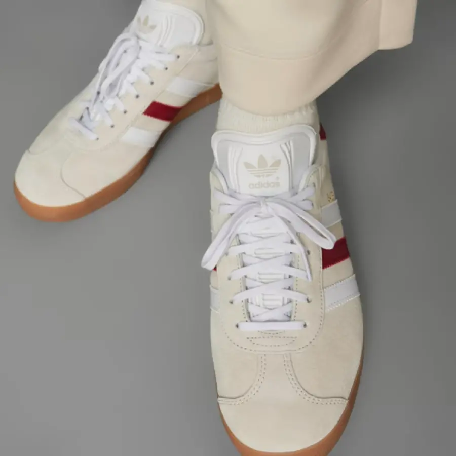 Alternative view of Giày Adidas Gazelle ‘Aluminum Collegiate Burgundy’ IG0672