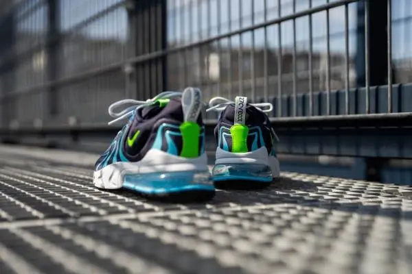 Alternative view of Giày Nike Air Max 270 React ENG 'Blackened Blue' CJ0579-400